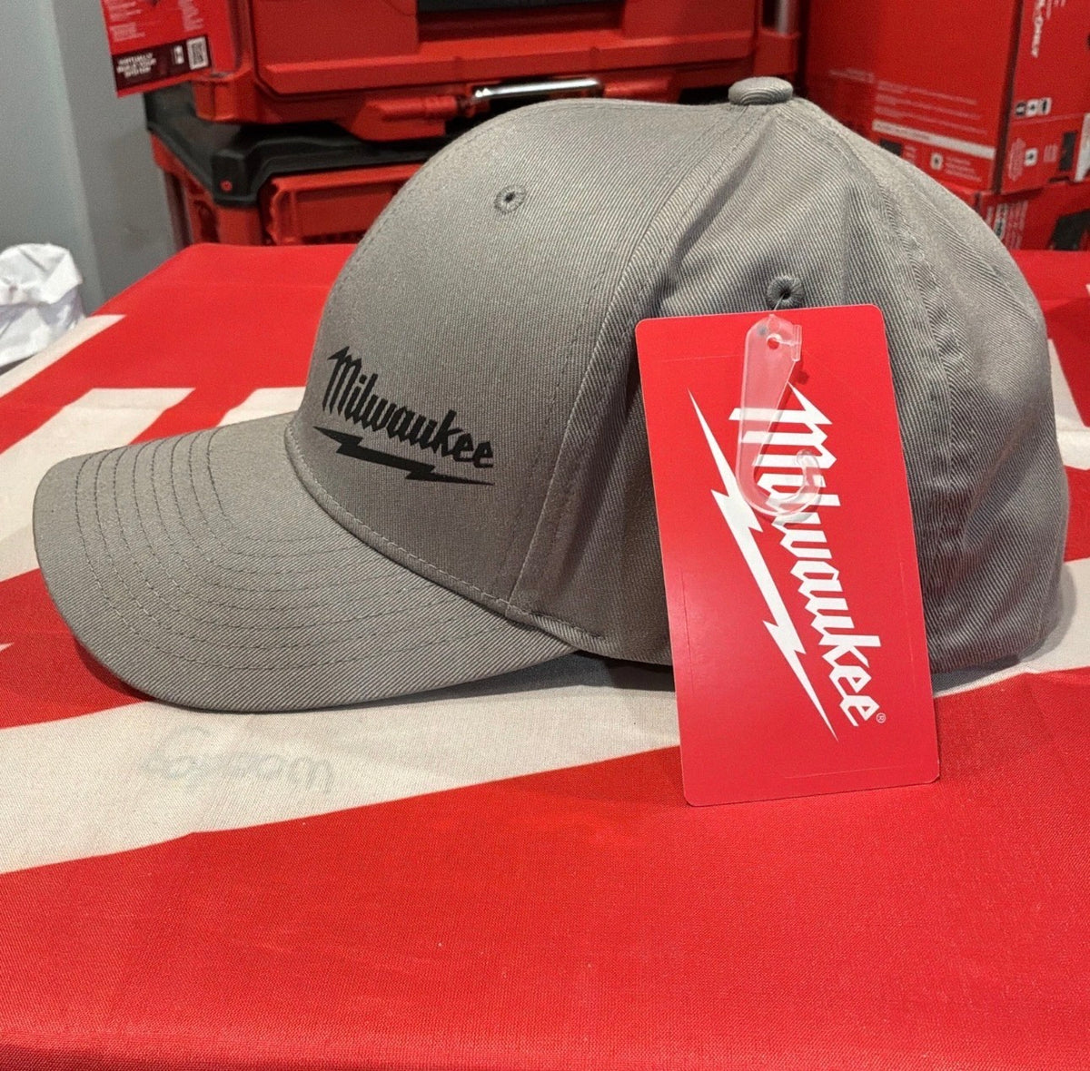 Milwaukee Men’s Gray Stretch Fit Baseball Cap – Large/XL