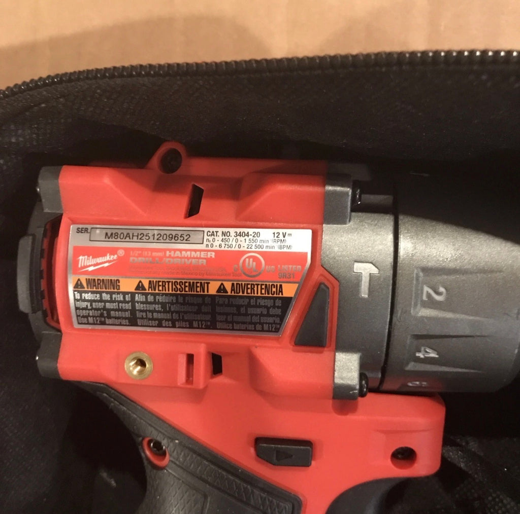 Milwaukee M12 3401-20 Hammer Drill/Driver Kit