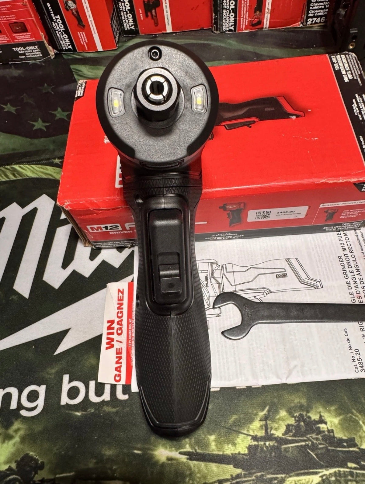 Milwaukee BLACKOUT M12 FUEL™ 3485-20 Right Angle Die Grinder