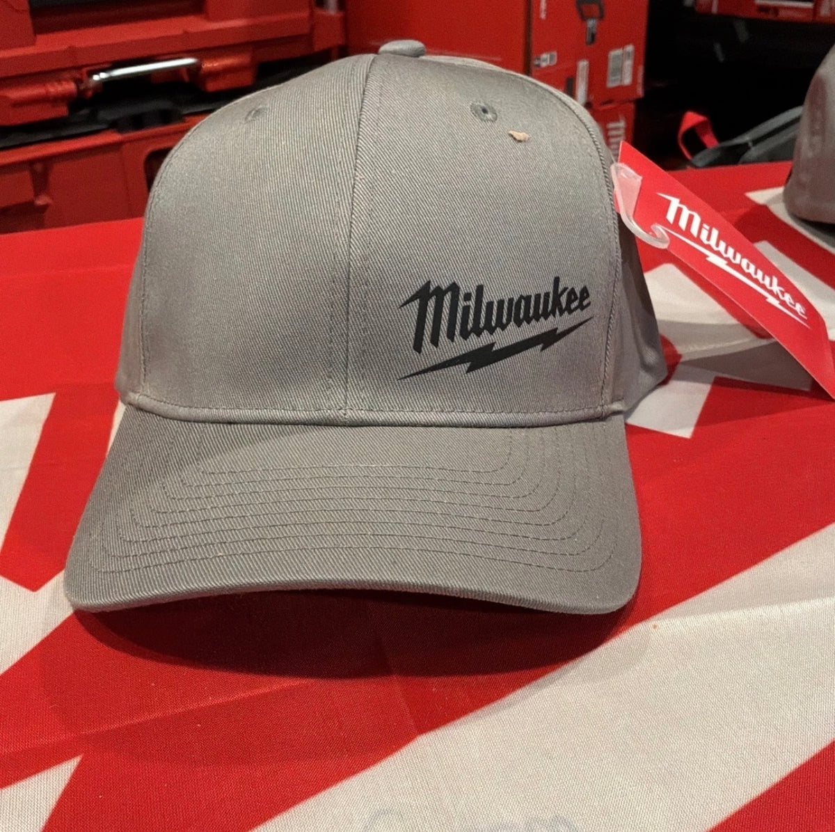 Milwaukee Men’s Gray Stretch Fit Baseball Cap – Large/XL