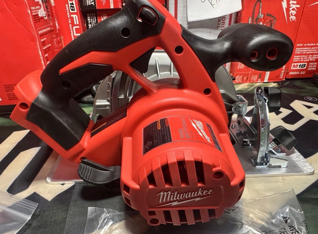 Milwaukee M18™ 2630-20 6-1/2″ Circular Saw