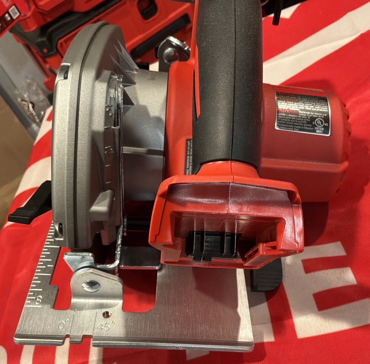 Milwaukee M18™ 2630-20 6-1/2″ Left-Blade Circular Saw