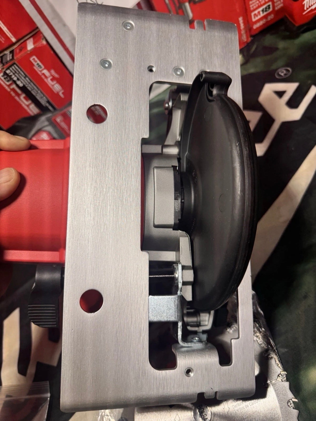 Milwaukee M18™ 2630-20 6-1/2″ Circular Saw