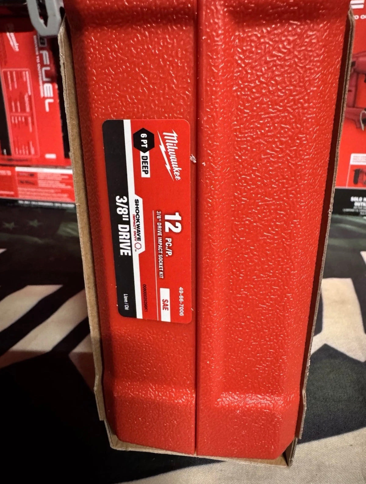 Milwaukee SHOCKWAVE™ Impact Duty™ 49-66-7006 – 3/8″ Deep Socket Set, 12 részes