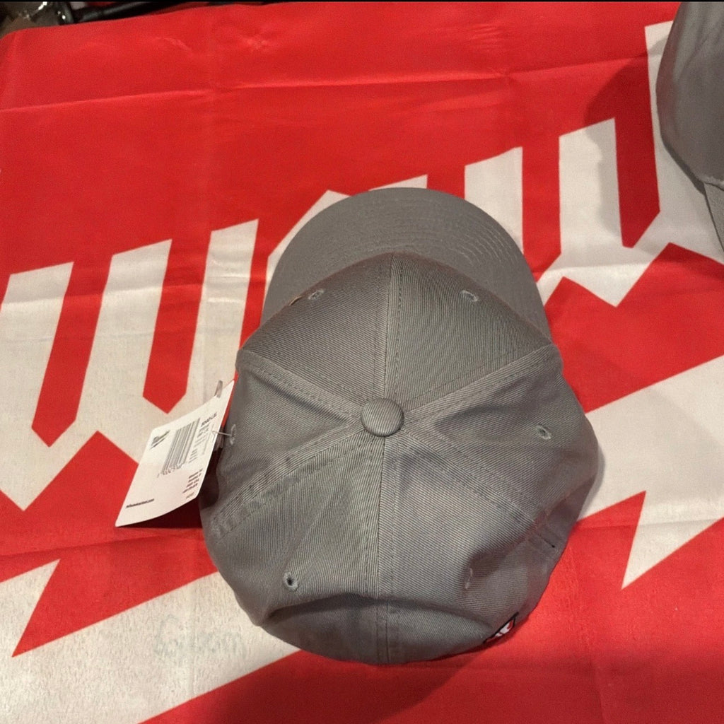 Milwaukee Men’s Gray Stretch Fit Baseball Cap – Large/XL