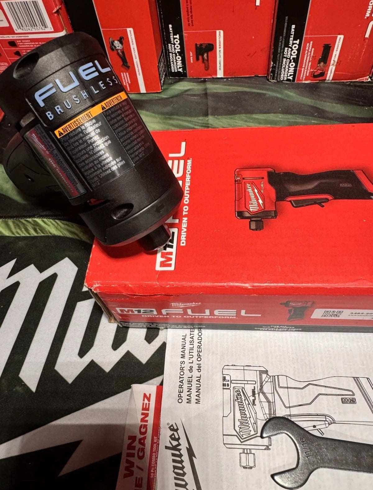 Milwaukee BLACKOUT M12 FUEL™ 3485-20 Right Angle Die Grinder
