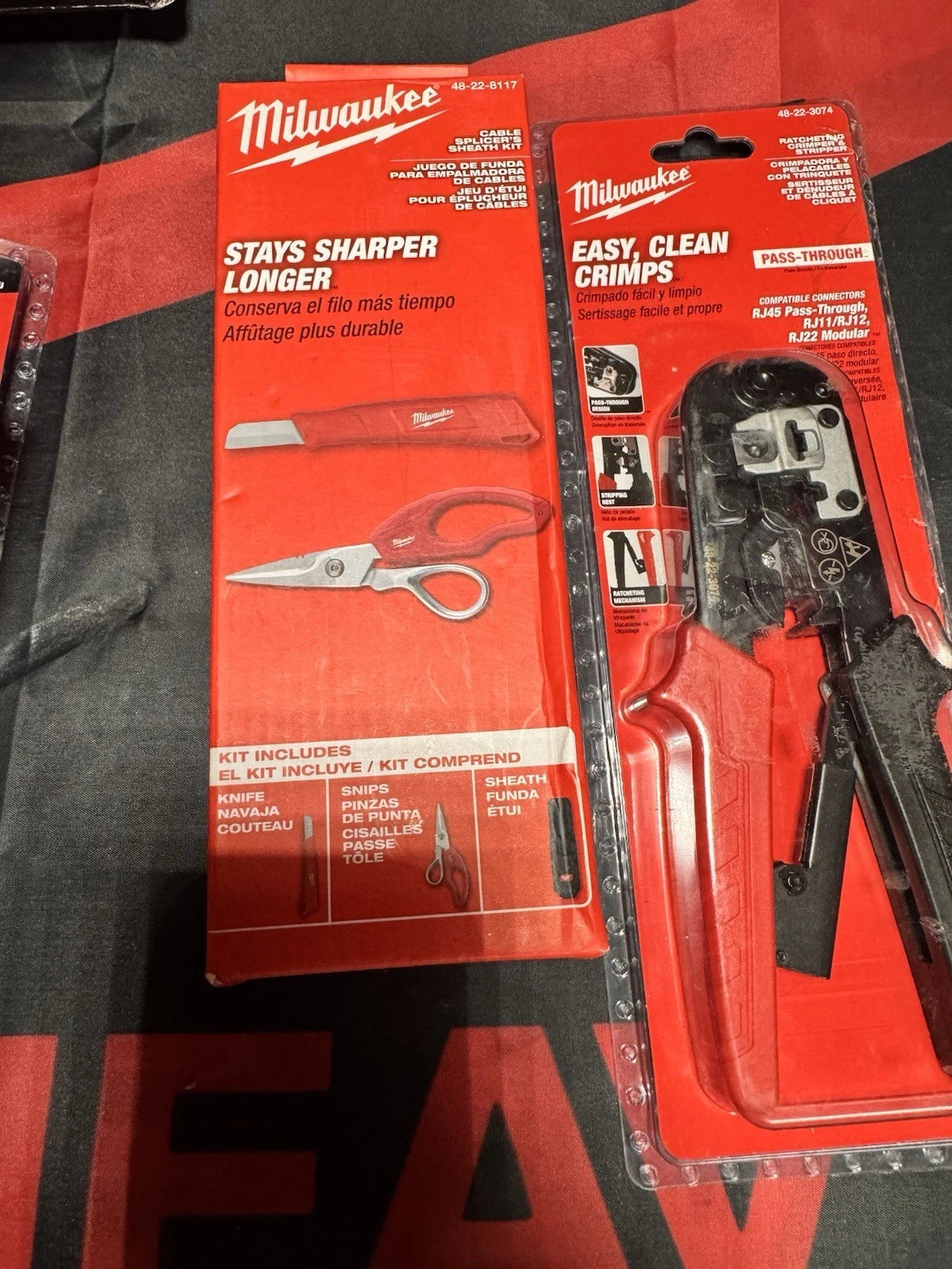 Milwaukee Electrician Tool Set – 2217-20 Multiméter + Villanyszerelő Szerszámkészlet