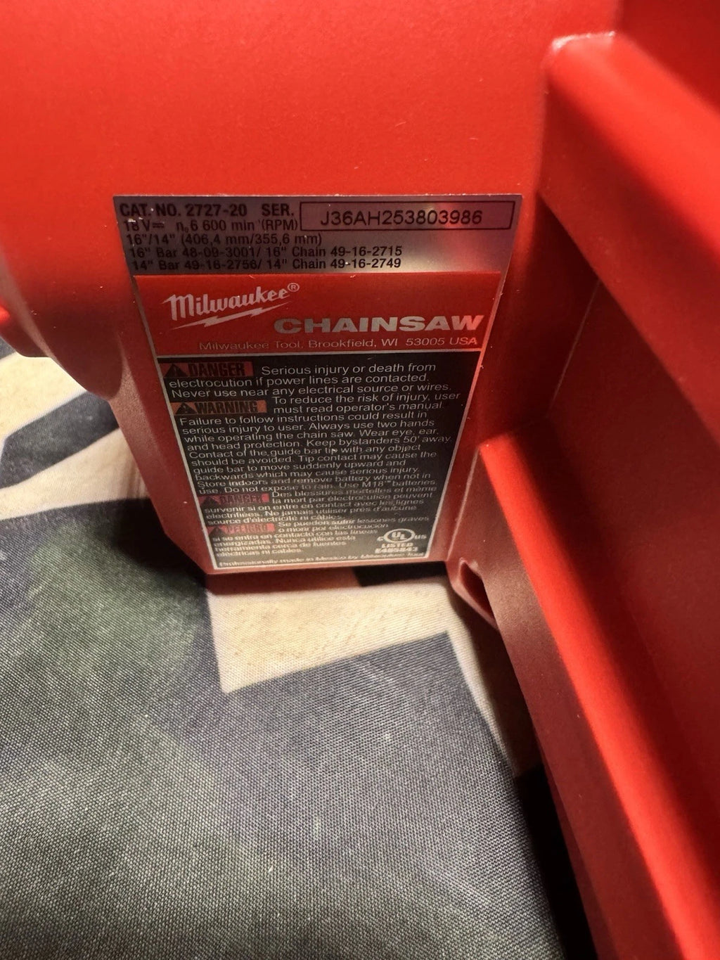 Milwaukee M18 FUEL™ 2727-20 16″ Akkumulátoros Láncfűrész