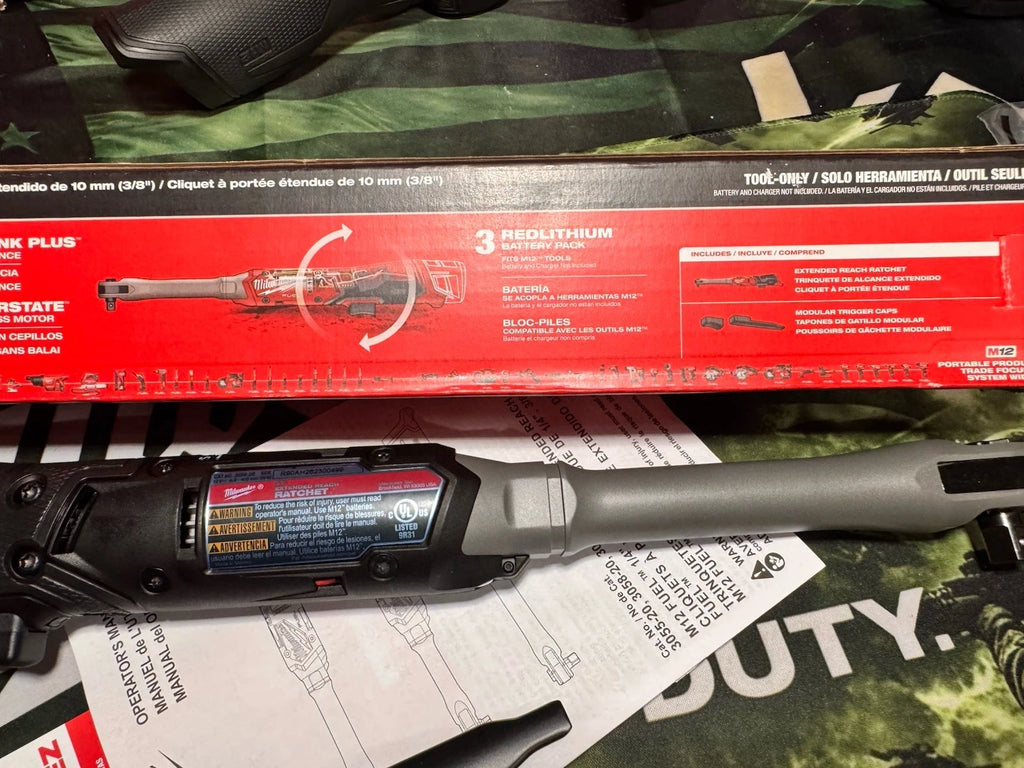 Milwaukee BLACKOUT M12 FUEL™ 3/8″ Extended Reach Ratchet – Tool Only